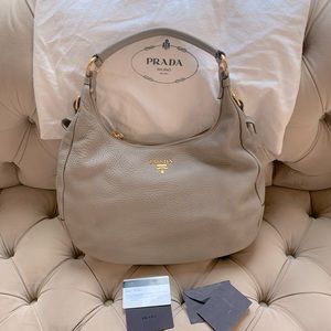 PRADA VITELLO Daino Hobo bag medium size